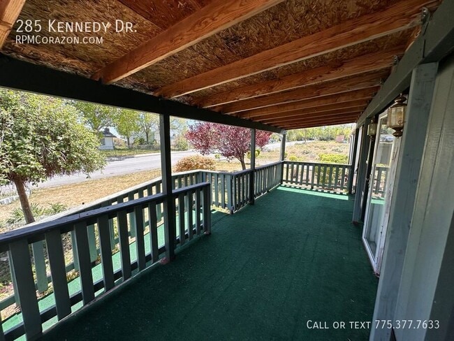 Building Photo - 285 Kennedy Dr