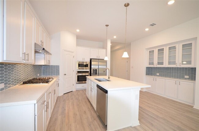 Building Photo - 1516 Sibley Wy