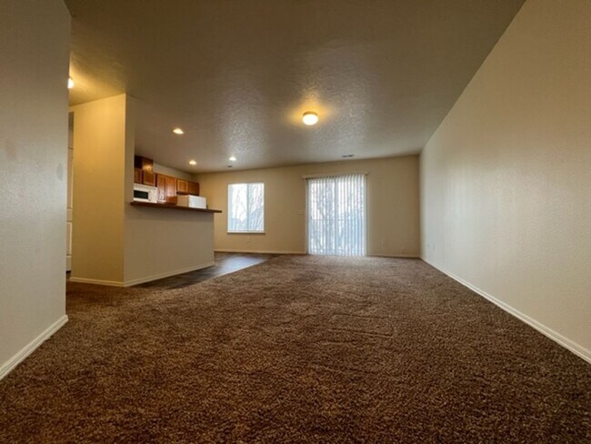 Foto del edificio - 2944 W Marbeth Ct