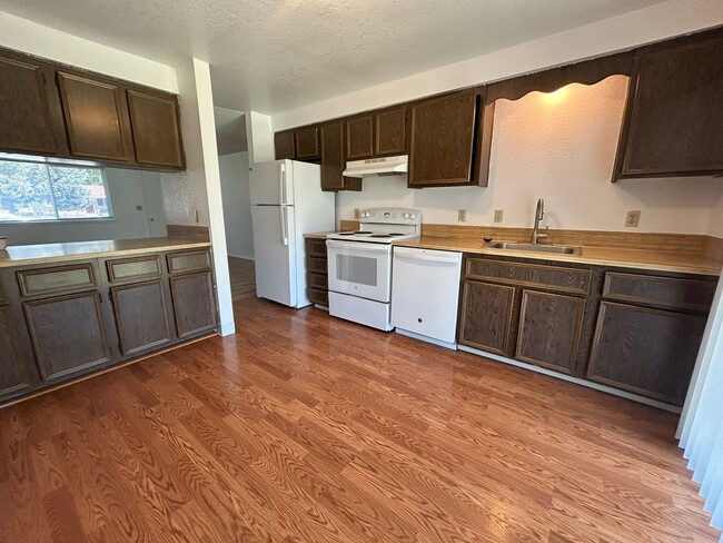 Building Photo - 10505 W Ardyce Ct