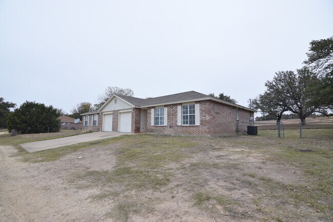 Foto del edificio - 136 Antelope Cir