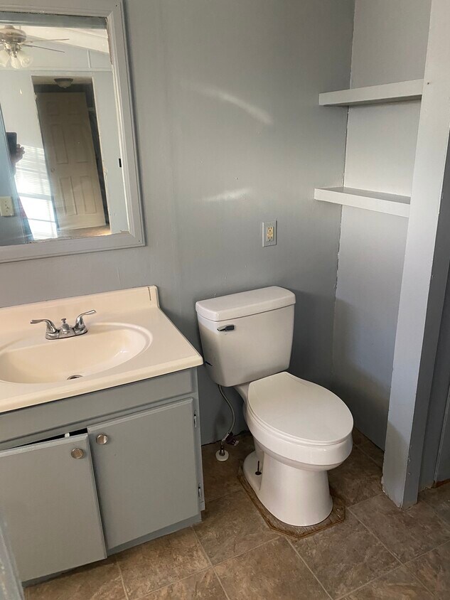 Foto principal - 13190 Hoosier Dr