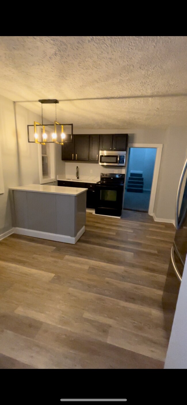 Kitchen - 1220 Newman St