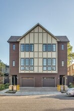 Building Photo - 2125 Acklen Ave