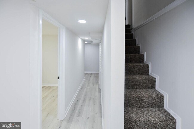 Foto del edificio - 204 53rd St NE