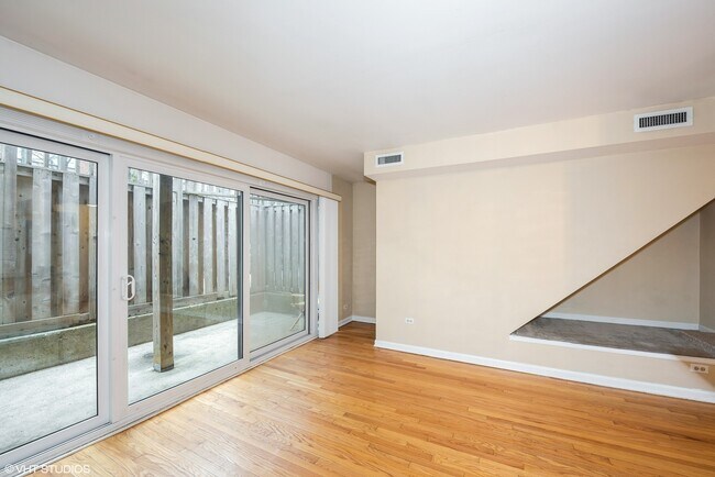 Foto del edificio - 924 W Wrightwood Ave