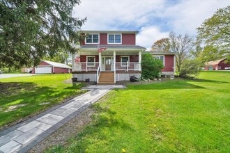 Building Photo - 818 Winterton Rd