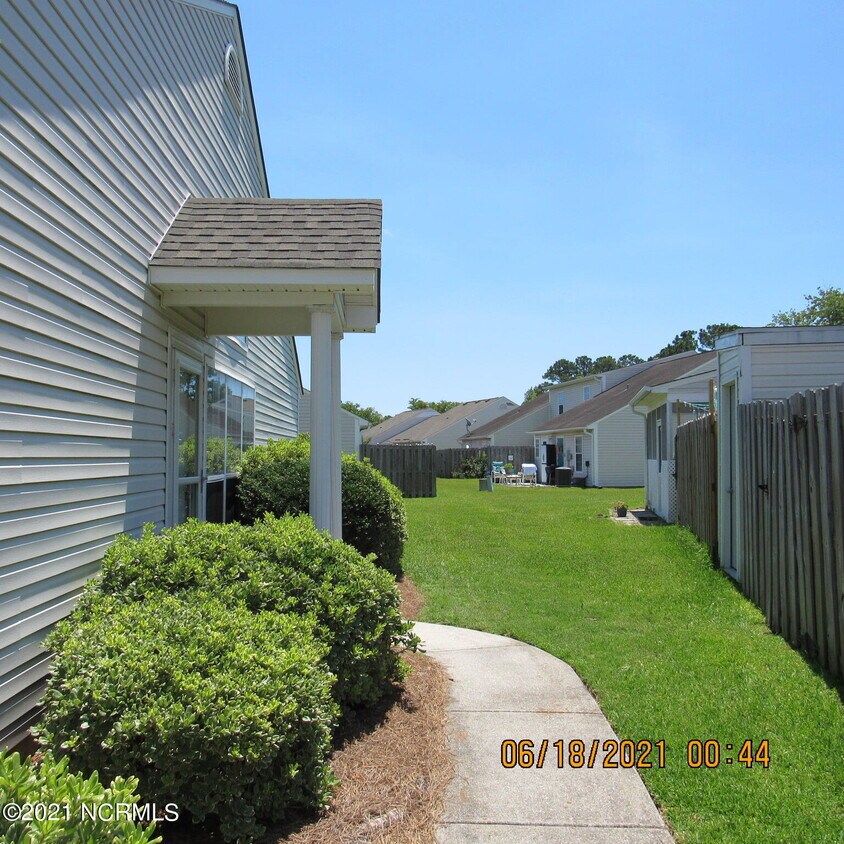 Primary Photo - 4611 White Ibis Ct.
