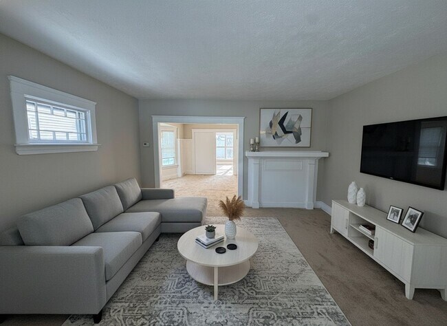 Foto del edificio - Comfort Meets Convenience: Beautiful 3-Bedroom Single-Family Home  Family-Friendly