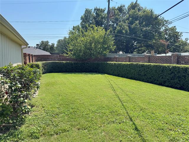 Building Photo - 3784 Weeburn Dr