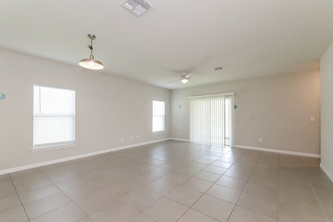 Foto del edificio - 850 San Jose Ct