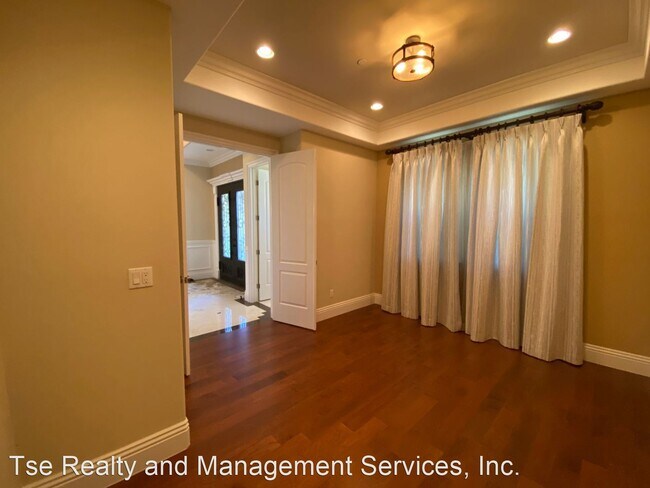 Building Photo - 4 br, 4.5 bath House - 9538 Blackley St