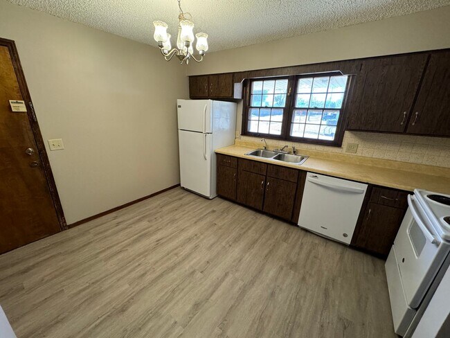 Foto del edificio - 1158 S Craig Ave