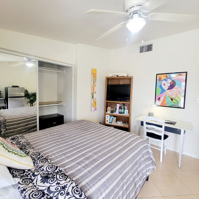 Foto del edificio - 72883 Sierra Vista Dr