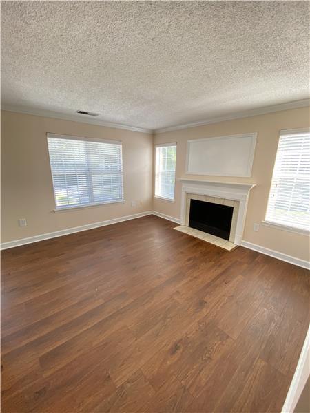 Foto del edificio - 12300 Apache Ave