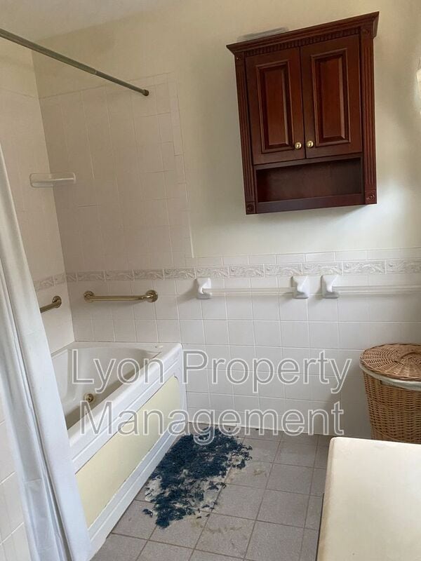 Foto del edificio - 793 Gifford Rd