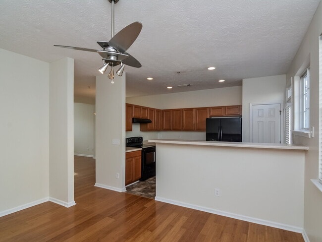 Foto del edificio - 142 Weatherstone Square Dr