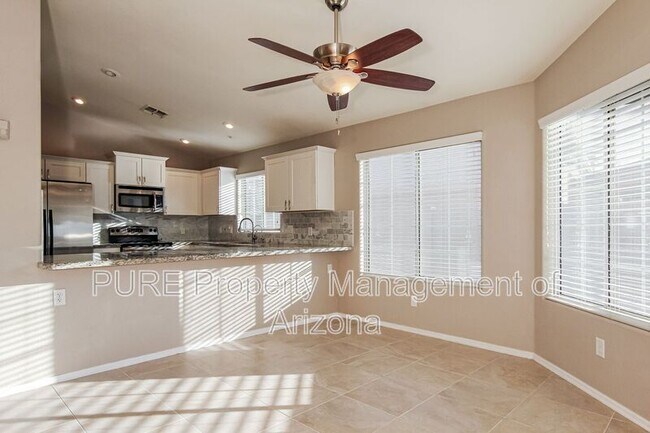 Building Photo - 7717 W Palo Verde Dr