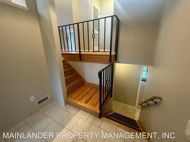 Building Photo - 4 br, 3 bath House - 17187 CARLSON CT