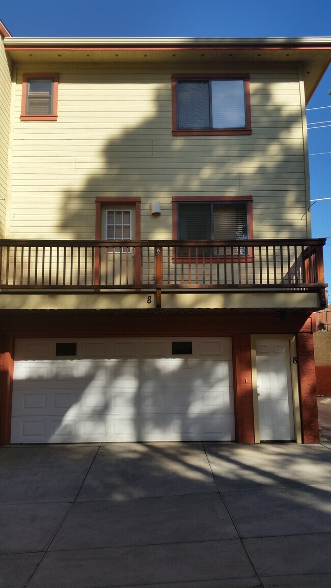 casa adosada de 3 habitaciones - 1731 East Arrowhead Avenue