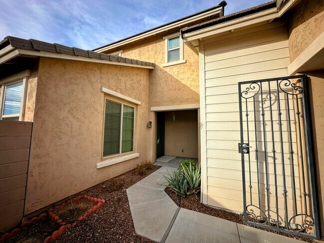 Building Photo - 4717 W Sweet Iron Pass