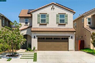 Building Photo - 546 Avanti Way