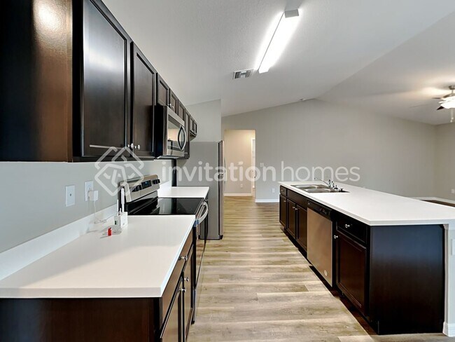 Foto del edificio - 16224 Alcira Cir