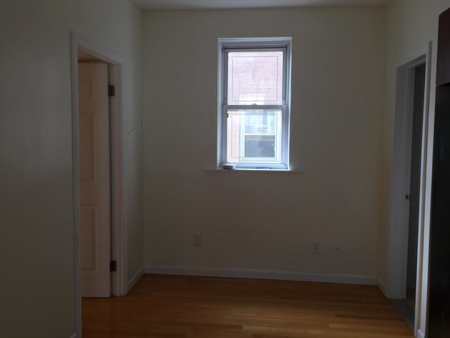 Building Photo - 2041 79th St
