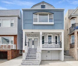 Building Photo - 20 W 49th St