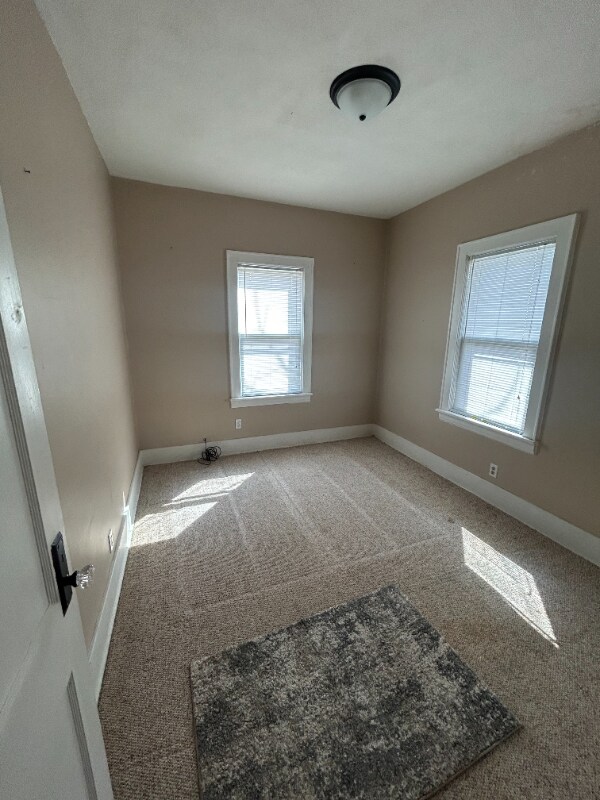 Building Photo - 230 E Eckman St