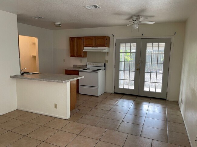 Building Photo - Heritage 2 bedroom