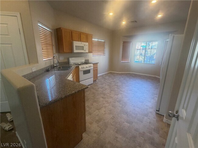 Foto del edificio - 9915 Elkhead Creek Way