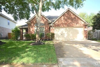 Building Photo - 5911 Mettler Ln