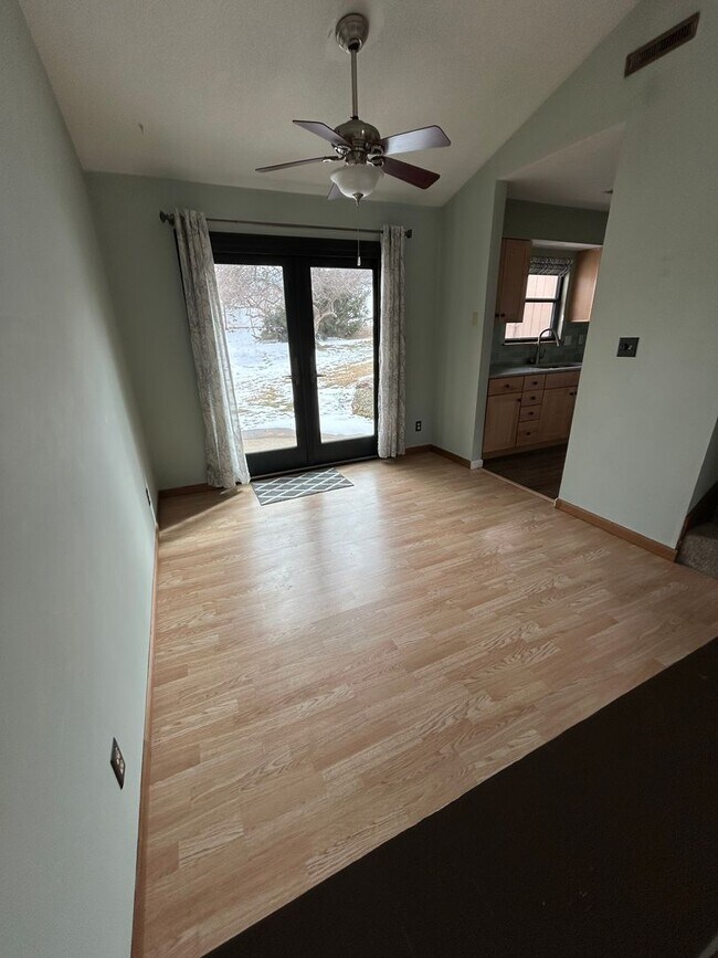 Foto del edificio - 2 bed/ 2 bath Condominium