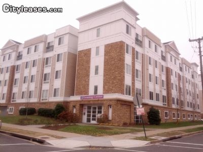 Foto principal - 800 Kenilworth Ave NE