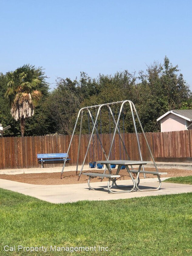 Foto del edificio - 4 br, 2 bath House - 51520 Pine Creek Place
