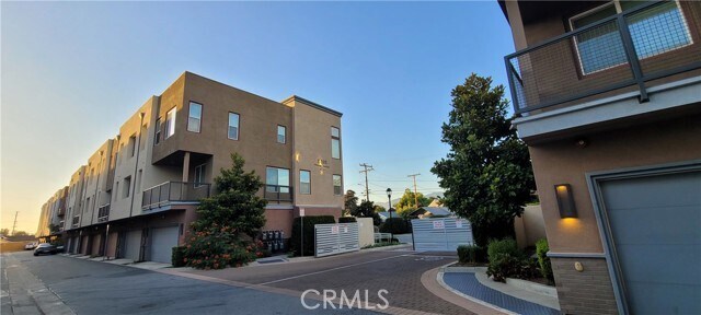 Primary Photo - 11391 Meeker Ave