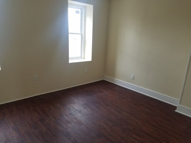 Foto del edificio - Parkside 1BR Apartment Near Fairmount Park & SEPTA Trolley