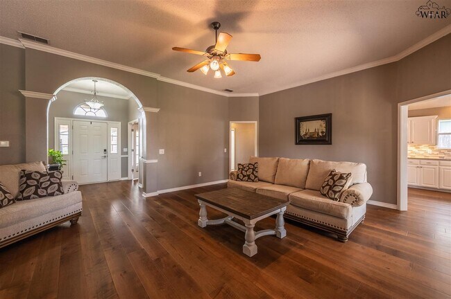 Building Photo - 4807 Libby Dr