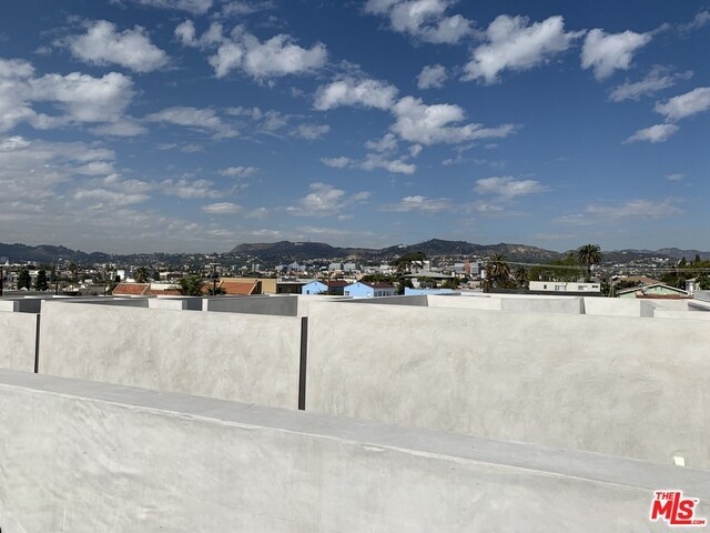 Foto del edificio - 1545 3/4-644 N Commonwealth Ave