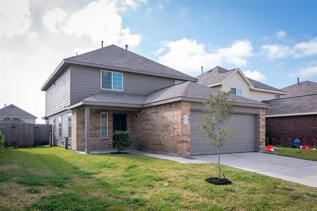 Building Photo - 6050 Peaceful Ridge Dr