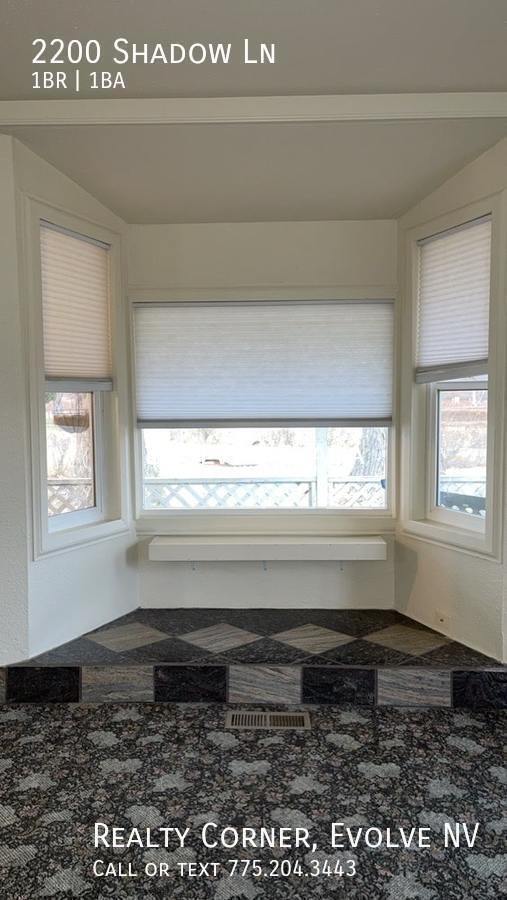 Building Photo - Quaint 1 Bed, 1 Bath, with Loft Cottage in...