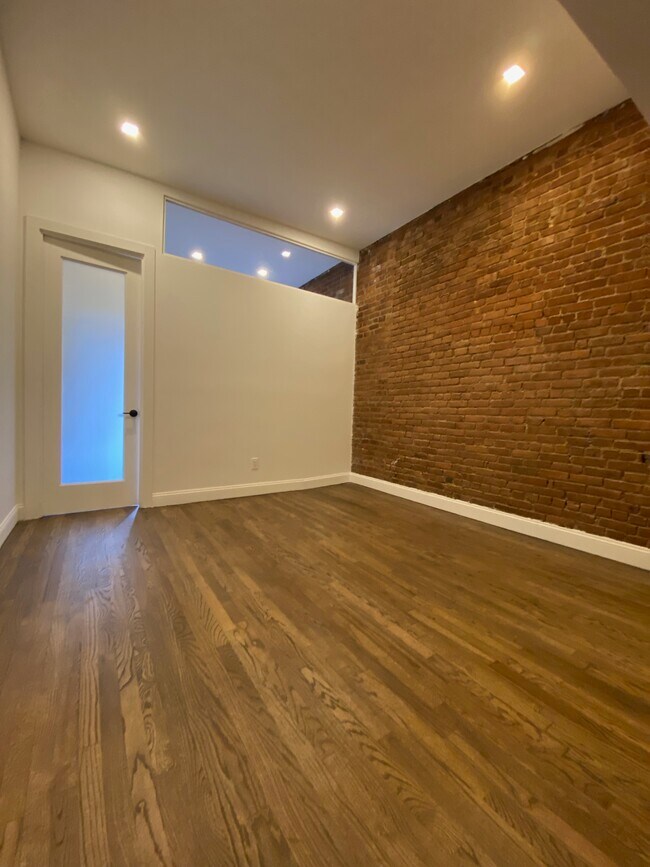 ÁREA COMÚN - 429 E 80th St