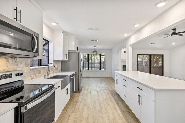 Foto del edificio - 336 Columbine St