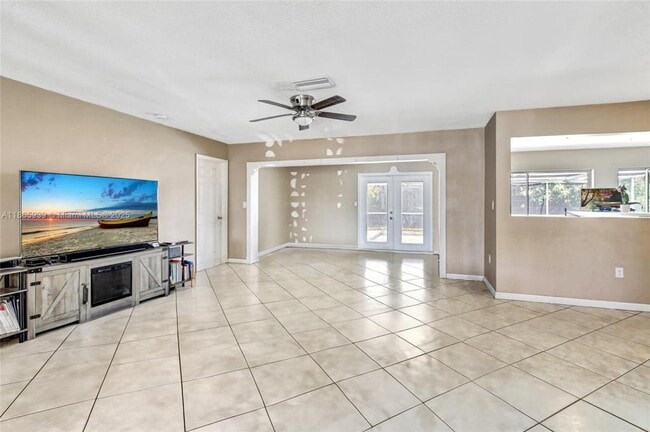 Photo - 6729 Camelia Dr House