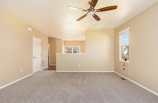 Building Photo - Beautiful 4 Bed 2.5 Bath with 2 Car Garage Home with Fenced Backyard in High Point at DIA!