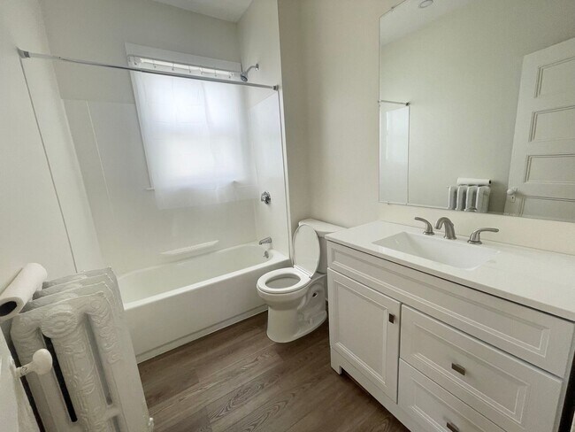 Foto del edificio - Allston 3 Bed Available Now