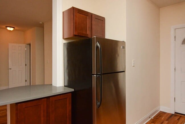 Foto del edificio - 629 W Cornelia Ave