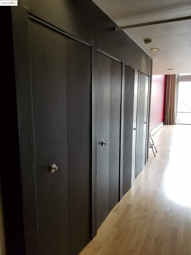 Foto del edificio - 311 Oak St