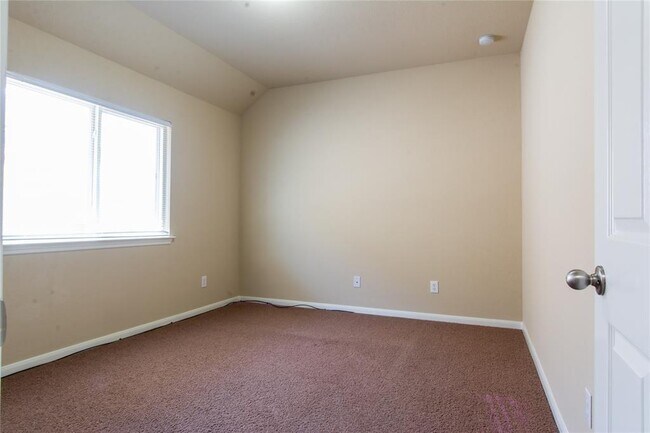 Building Photo - 7215 Crimson Sky Dr
